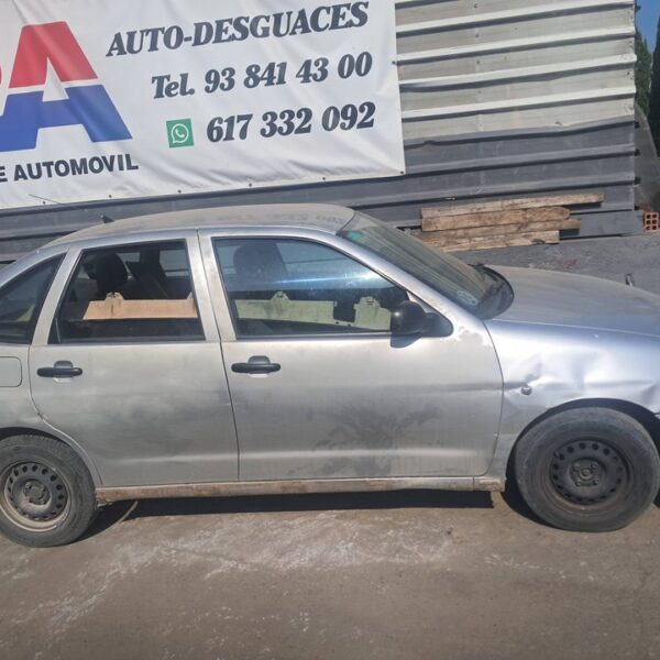 SEAT CORDOBA BERLINA (6K2) [Signo]