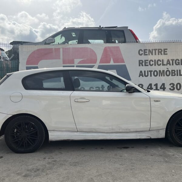 BMW SERIE 1 BERLINA (E81/E87) [120d]