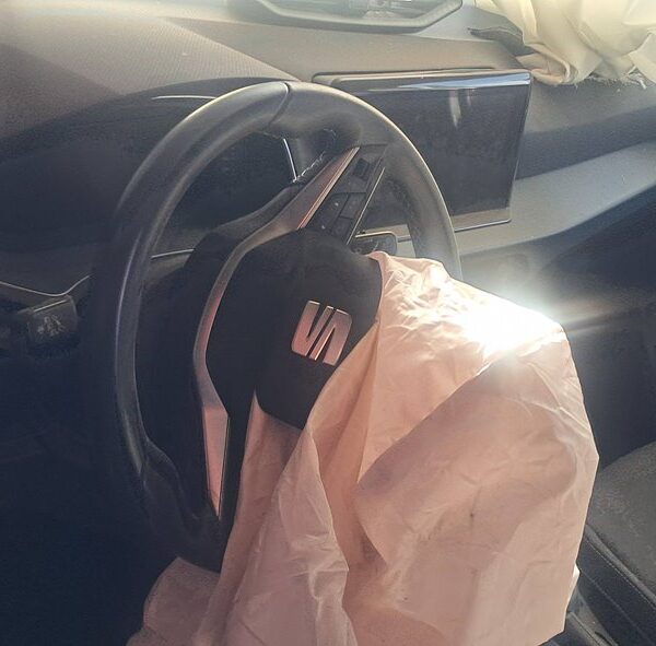 SEAT ARONA (KJ) [FR]