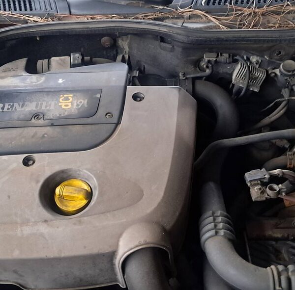 RENAULT MEGANE I FASE 2 BERLINA (BA0) [1.9 dCi Authentique]