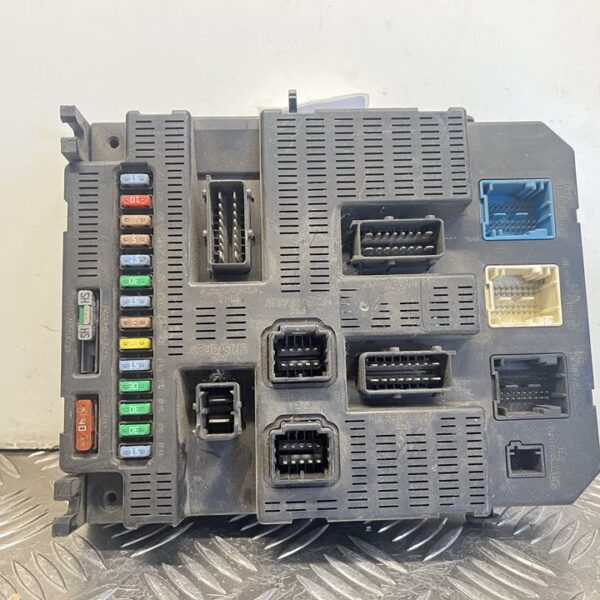 CAJA RELES / FUSIBLES CITROEN C4 COUPE [9659285680]