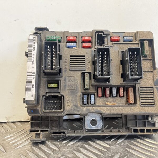 CAJA RELES / FUSIBLES CITROEN C3 [9643498780]