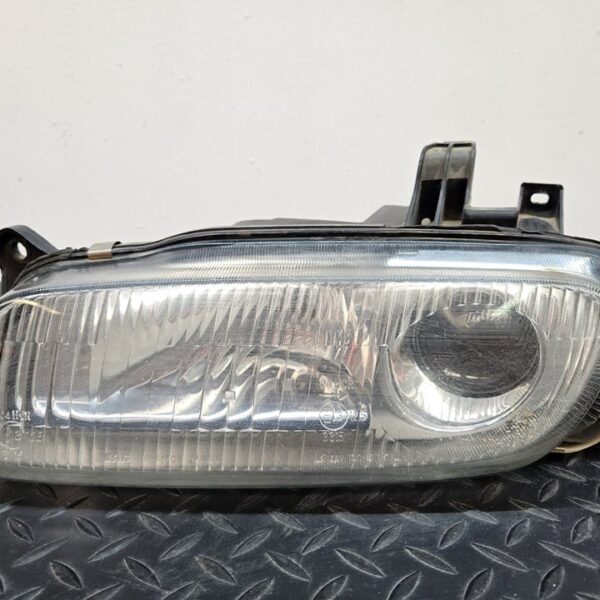 FARO IZQUIERDO MAZDA 323 BERLINA (BG) [11061708]
