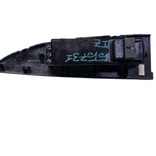 MANDO ELEVALUNAS DELANTERO IZQUIERDO SSANGYONG ACTYON [7225009000]