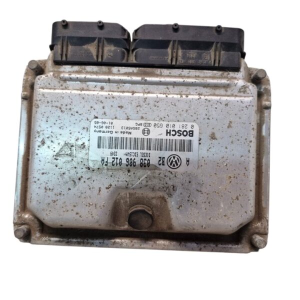 CENTRALITA MOTOR UCE VOLKSWAGEN GOLF IV BERLINA (1J1)(10.1997) [038906012FA]