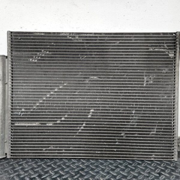 CONDENSADOR / RADIADOR AIRE ACONDICIONADO DACIA SANDERO II [921006843R]