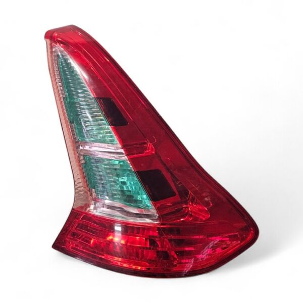 PILOTO TRASERO DERECHO CITROEN C4 BERLINA [9646801677]