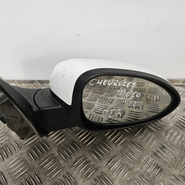RETROVISOR DERECHO CHEVROLET AVEO HATCHBACK [023437]