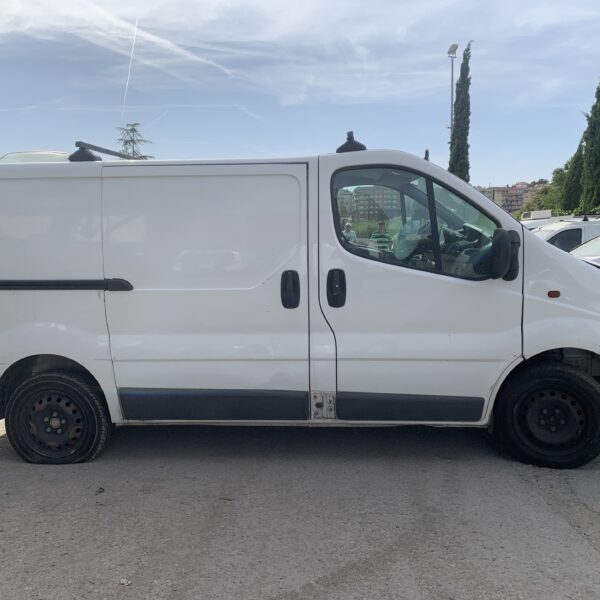 OPEL VIVARO CAMIÓN [*]