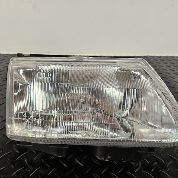 FARO DERECHO CITROEN SAXO [203687B]