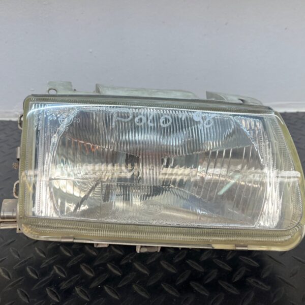 FARO DERECHO VOLKSWAGEN POLO III (6N1) [96249600]