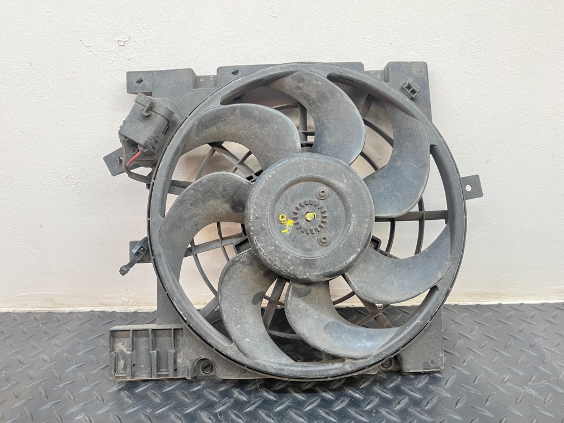 0836hlbwEpnAf-4tpBDrM5mmCrLp_v4HaaR7Yus70qf69fuIQ7XAeQabduscan