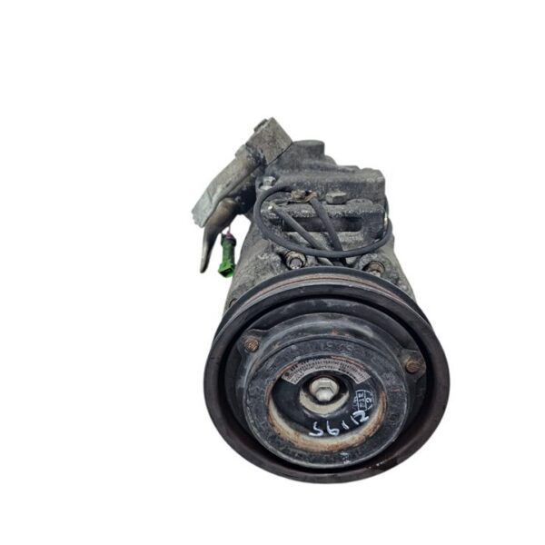 COMPRESOR AIRE ACONDICIONADO VOLKSWAGEN PASSAT BERLINA (3B3) [8D0260805]