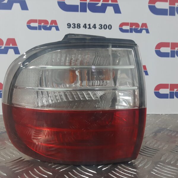 PILOTO TRASERO IZQUIERDO HYUNDAI TERRACAN (HP) [J3]