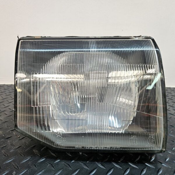 FARO DERECHO MITSUBISHI MONTERO (V60/V70) [11037747]