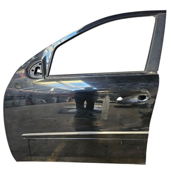 PUERTA DELANTERA IZQUIERDA MERCEDES-BENZ CLASE ML (BM 164) [NEGRO]