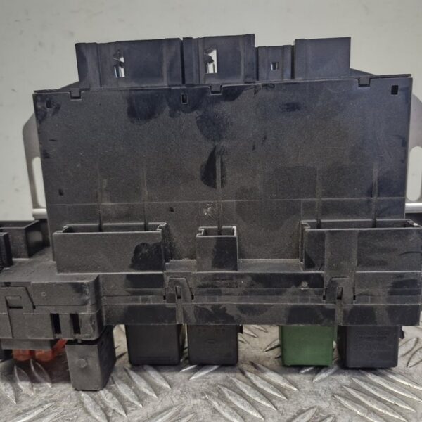 CAJA RELES / FUSIBLES MERCEDES-BENZ CLASE S (BM 220) BERLINA [A0265455332]