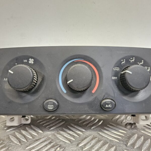 MANDO CLIMATIZADOR CHRYSLER JEEP GR.CHEROKEE (WJ/WG) [P55115904AC]