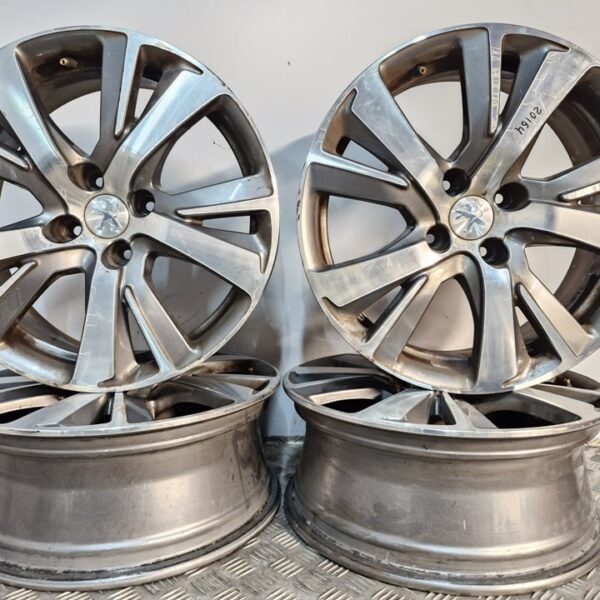 JUEGO LLANTAS PEUGEOT 2008 [9678398277]