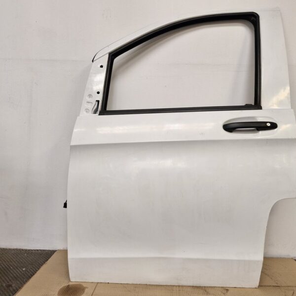 PUERTA DELANTERA IZQUIERDA MERCEDES-BENZ VITO BASIC-KOMBI (639) [SIN REF]
