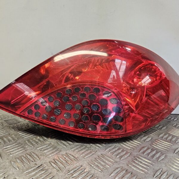 PILOTO TRASERO DERECHO PEUGEOT 207 [9649986580]