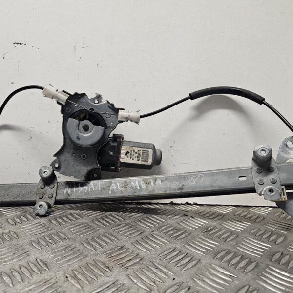 ELEVALUNAS DELANTERO DERECHO NISSAN ALMERA TINO (V10M) [400600T4]