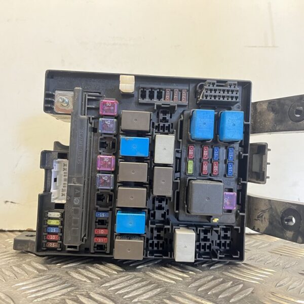 CAJA RELES / FUSIBLES HYUNDAI IX35 (EL/LM) [919502S010]