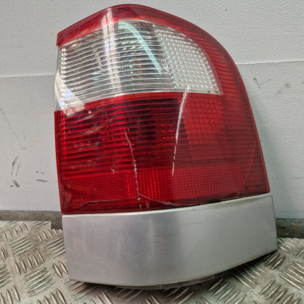 PILOTO TRASERO DERECHO SEAT ALHAMBRA (7V9) [964466]