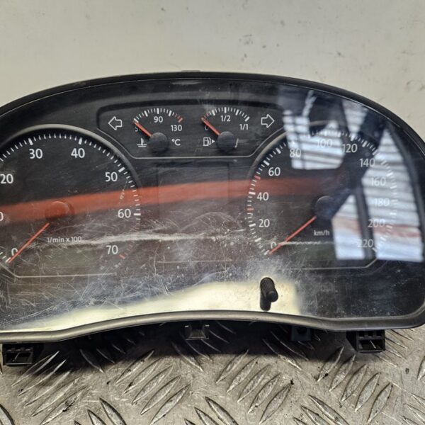 CUADRO INSTRUMENTOS VOLKSWAGEN POLO IV (9N3) [6Q0920825]