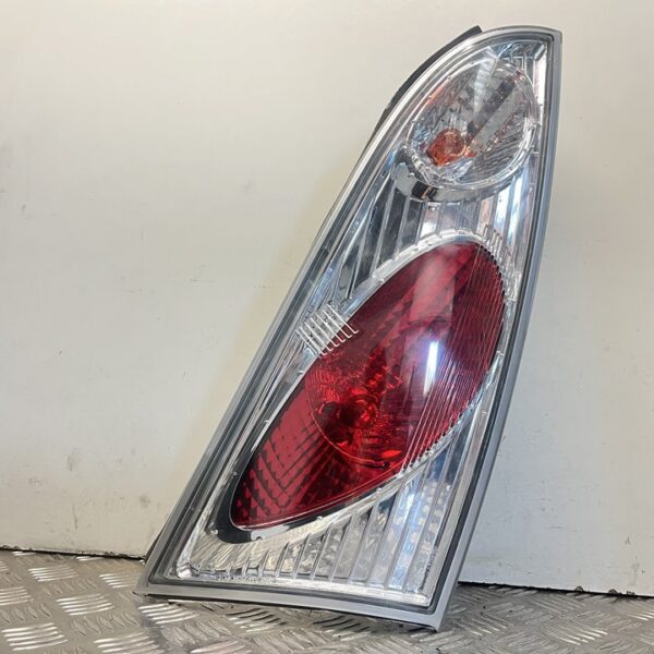 PILOTO TRASERO IZQUIERDO FORD FOCUS BERLINA (CAK) [SK3710FCS005D]