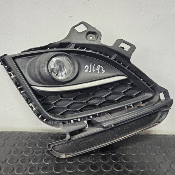 REJILLA PARAGOLPES DERECHA MAZDA 6 BERLINA (GH) [GDK550C11]