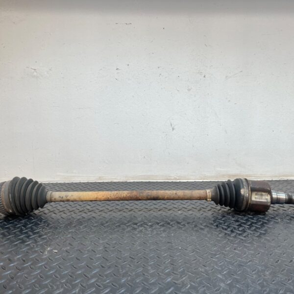 TRANSMISION DELANTERA DERECHA CHRYSLER VOYAGER (RG) [P04641884AA]