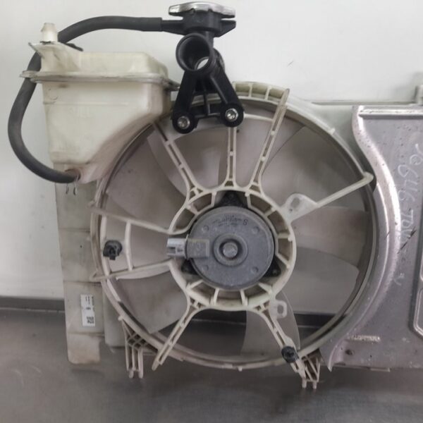 ELECTROVENTILADOR TOYOTA YARIS (P13) [4227504972]
