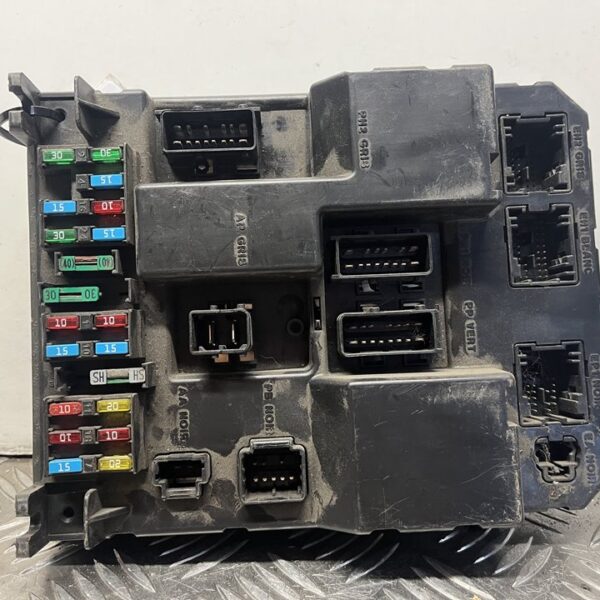 CAJA RELES / FUSIBLES PEUGEOT 307 (S1)(04.2001) [9651197480]