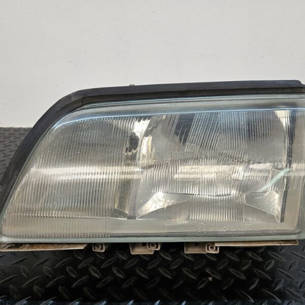 FARO IZQUIERDO MERCEDES-BENZ CLASE C (BM 202) BERLINA [A2028201761]