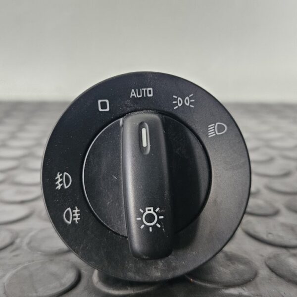 MANDO LUCES SKODA YETI (5L)(2009) [5L0941431E]