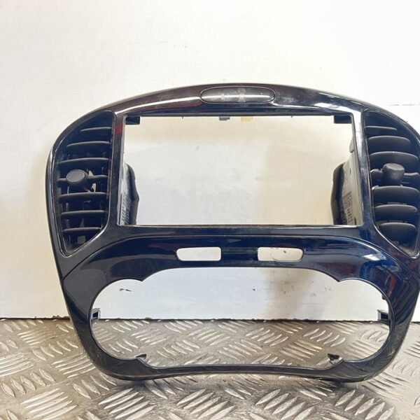 REJILLA AIREADORA NISSAN JUKE (F15E) [68260BX80A]