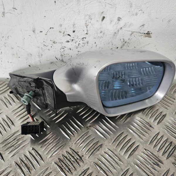 RETROVISOR IZQUIERDO AUDI A3 (8L) [010595]