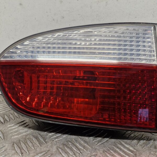 PILOTO TRASERO DERECHO INTERIOR HYUNDAI H-1 () [SIN REF]