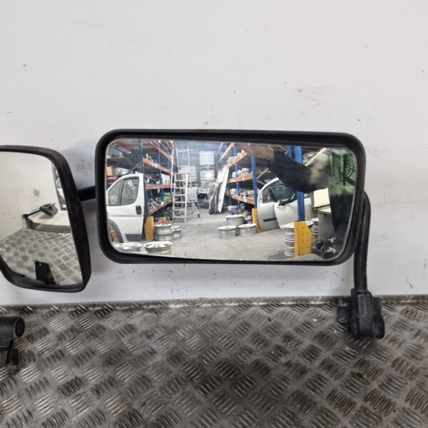 RETROVISOR IZQUIERDO NISSAN CABSTAR E [SIN REFF]