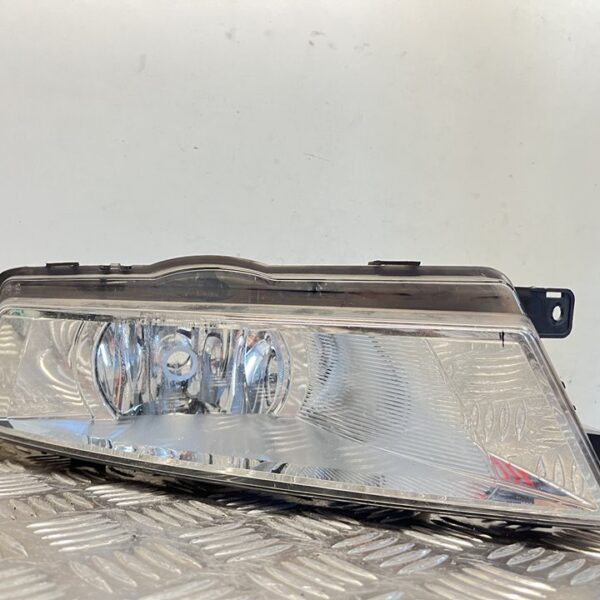 FARO ANTINIEBLA IZQUIERDO SKODA RAPID (NH) [5JA941699]