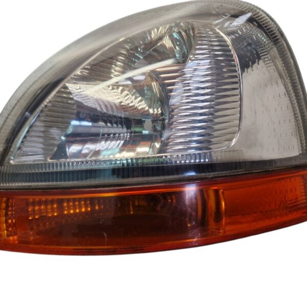 FARO IZQUIERDO   [8200163516]