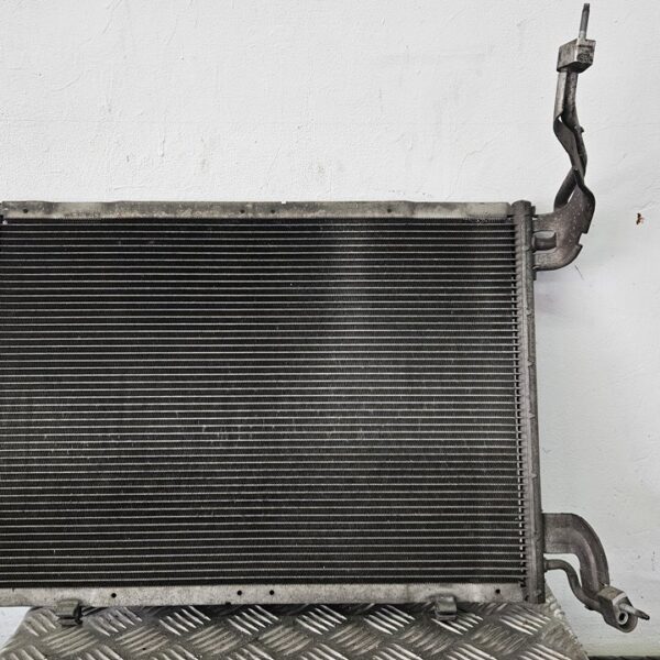 CONDENSADOR / RADIADOR AIRE ACONDICIONADO FORD FIESTA (CNN) [AV1119710GB]