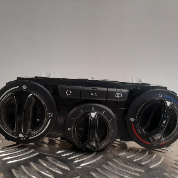 MANDO CLIMATIZADOR PEUGEOT 208 [E1063071]