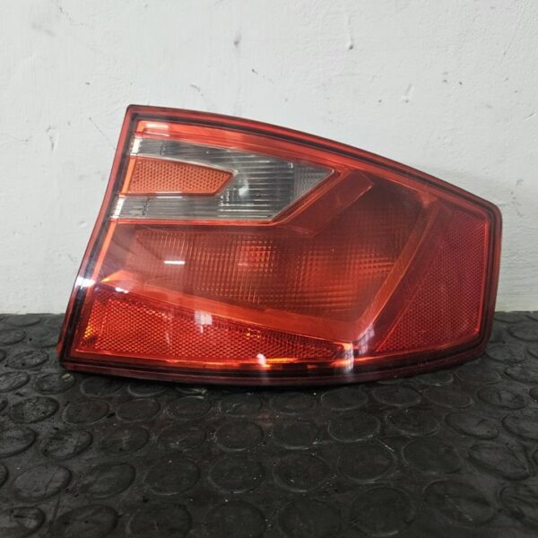 PILOTO TRASERO DERECHO SEAT TOLEDO (KG3) [6JH945096E]