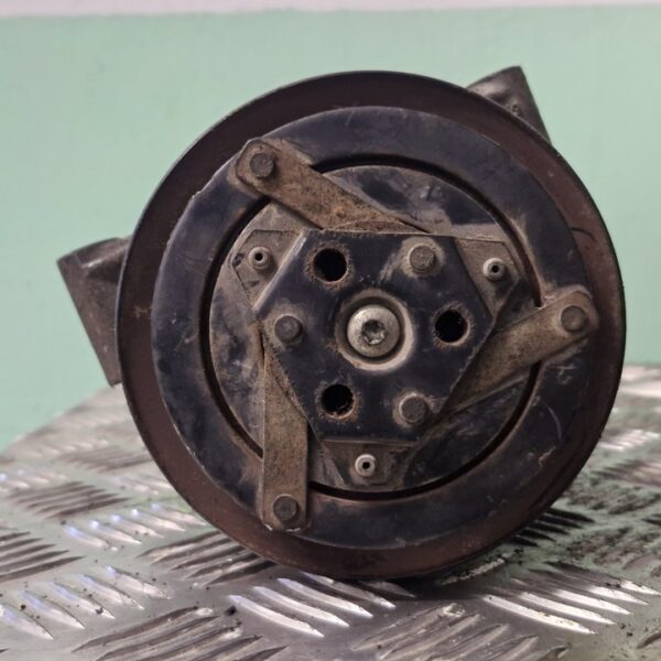 COMPRESOR AIRE ACONDICIONADO NISSAN ALMERA (N16/E) [926007M500]