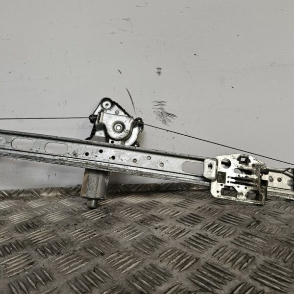 ELEVALUNAS TRASERO DERECHO MERCEDES-BENZ CLASE A (BM 168) [119016100]