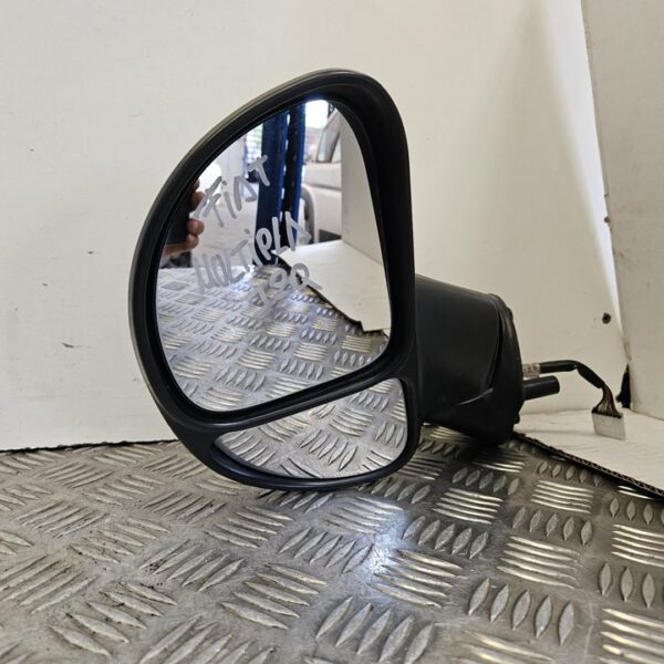 RETROVISOR IZQUIERDO FIAT MULTIPLA (186) [014052]