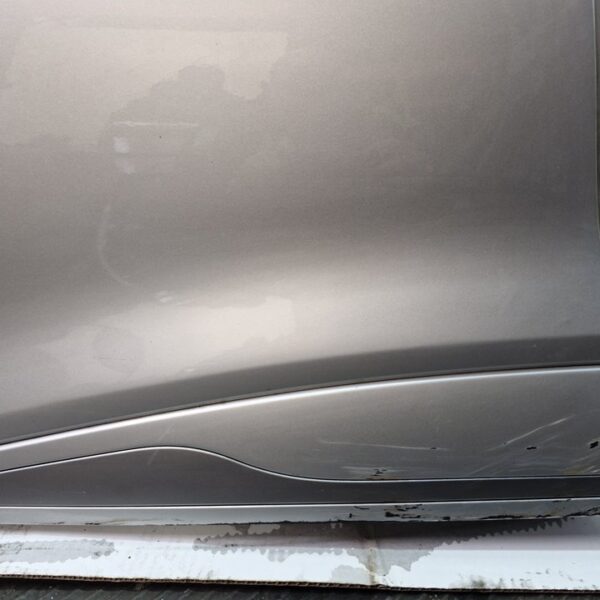 PUERTA TRASERA DERECHA RENAULT CLIO IV [821008626R]