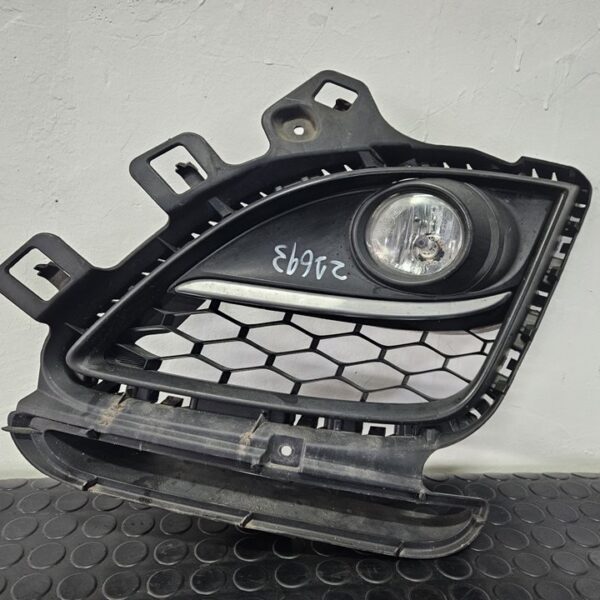 REJILLA PARAGOLPES IZQUIERDA MAZDA 6 BERLINA (GH) [GDK250C21]